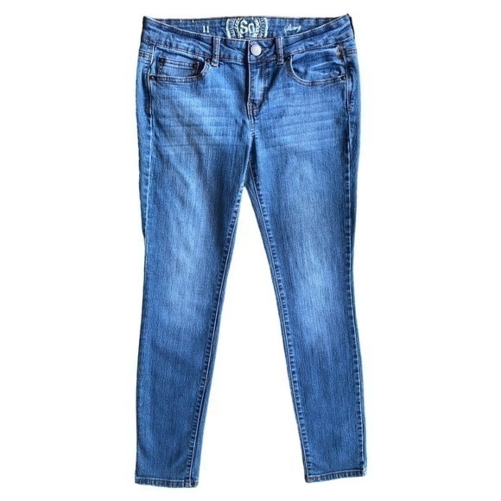 SO Junior Women Medium Wash Skinny Jeans Size 11